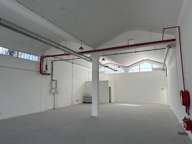 To Let commercial Property for Rent in Maitland Western Cape